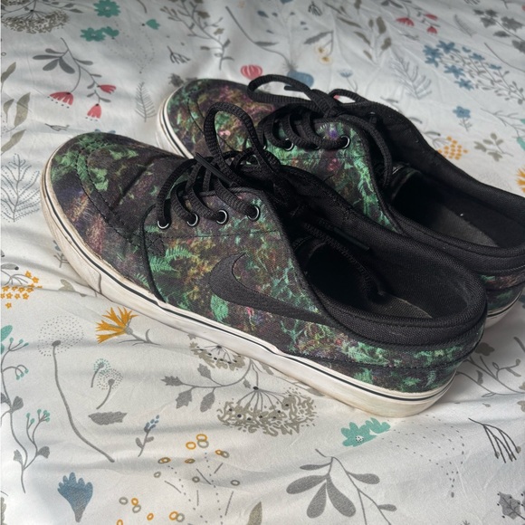 Nike Stefan Janoski SB fern print Youth size 6. Women’s size 7.5. Men’s size 6 - Picture 1 of 5